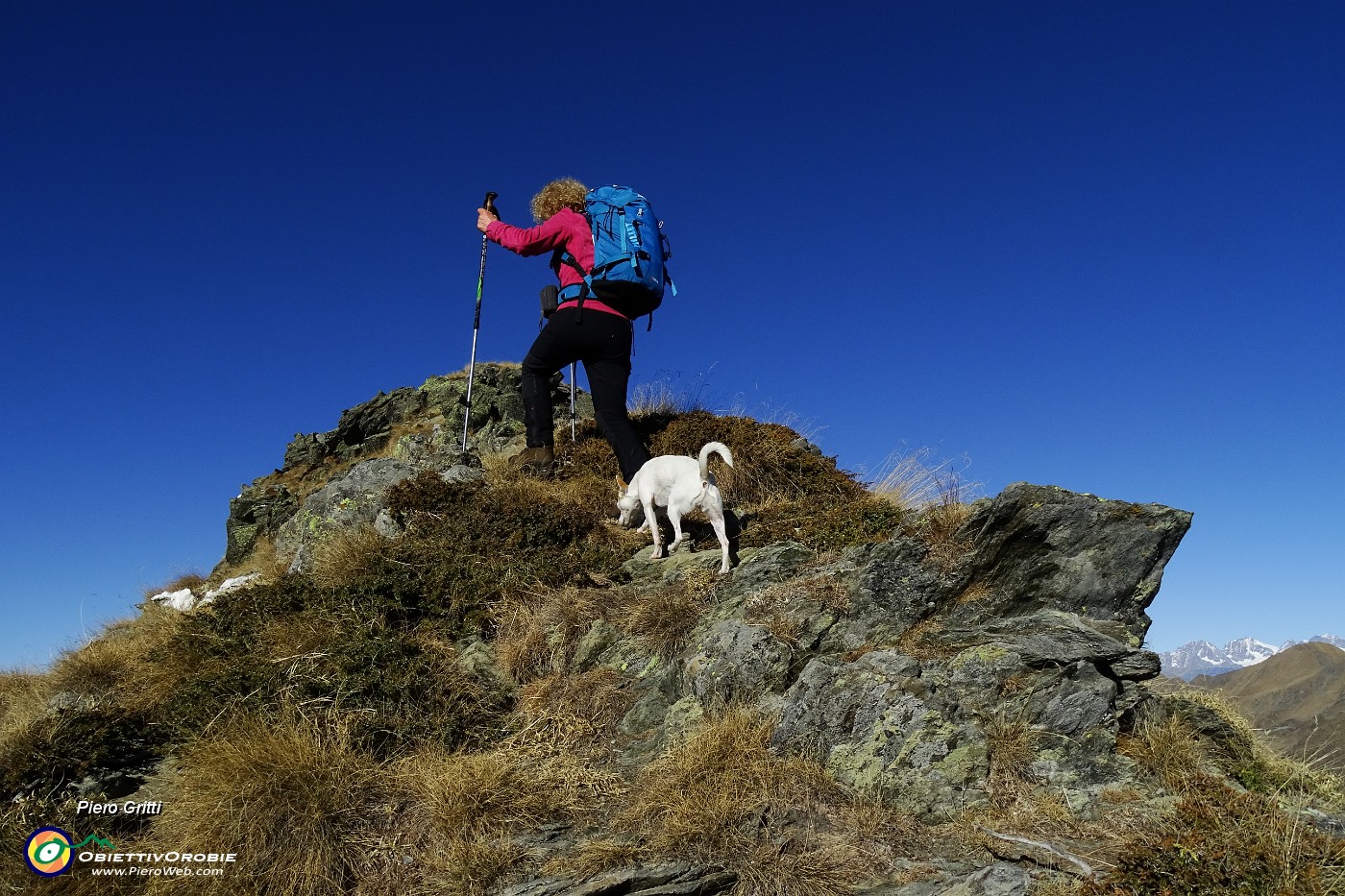 36 Dalla Cima di Lemma in cresta verso il Pizzo Scala.JPG